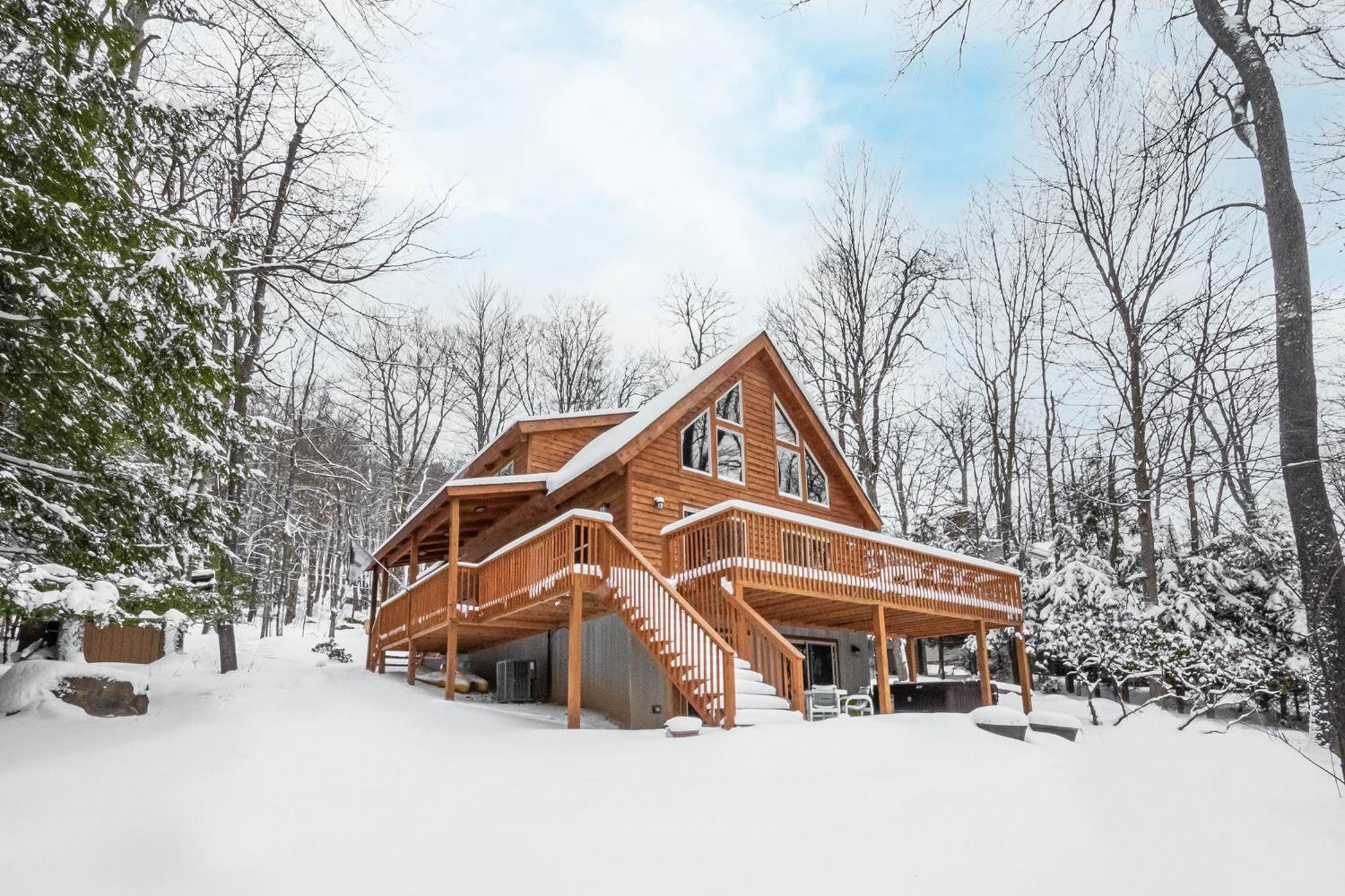 Maplewood Cottage МакХенри Екстериор снимка