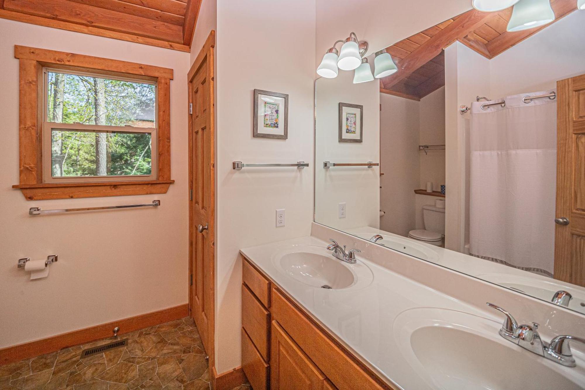 Maplewood Cottage МакХенри Екстериор снимка