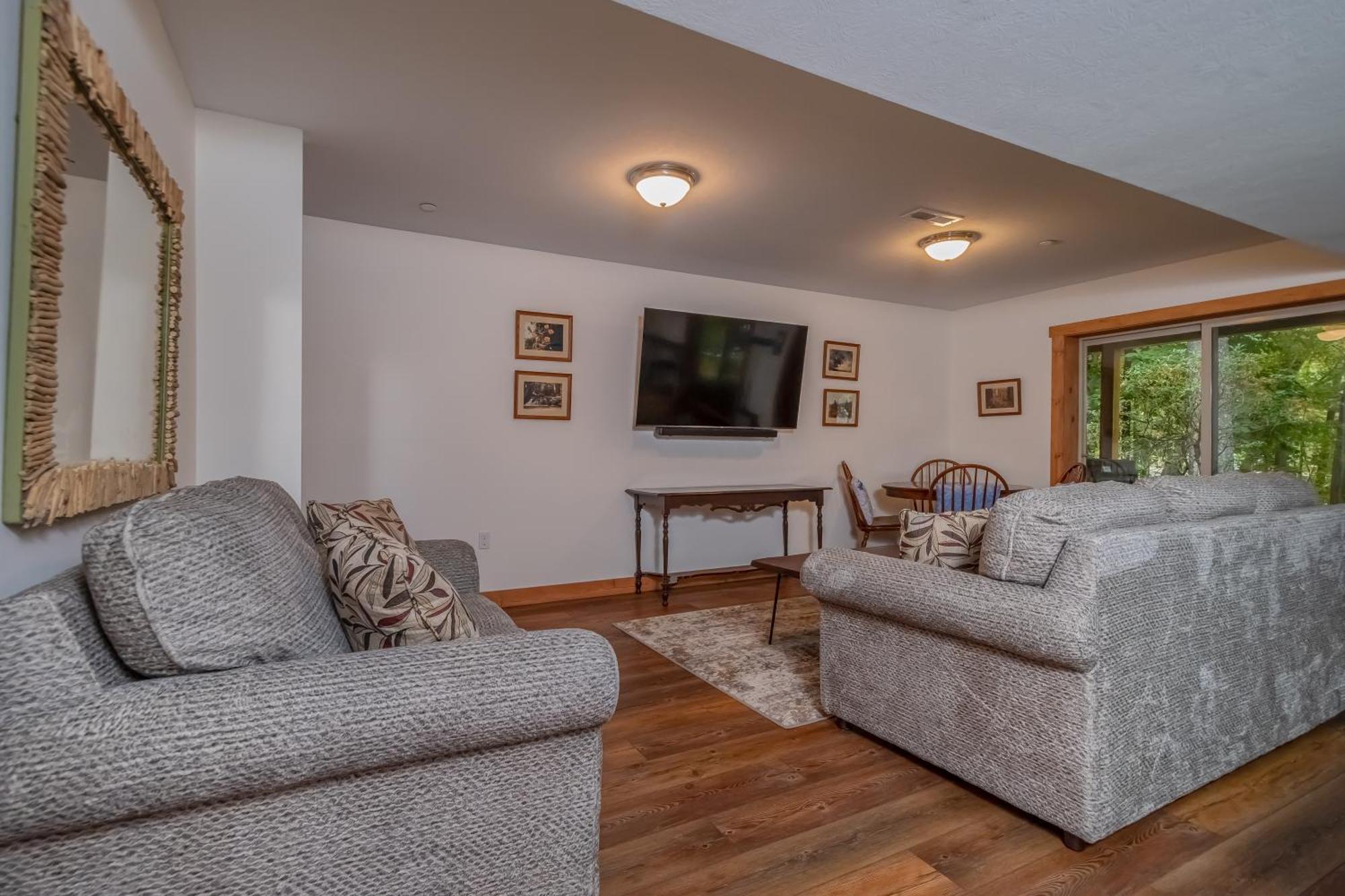 Maplewood Cottage МакХенри Екстериор снимка